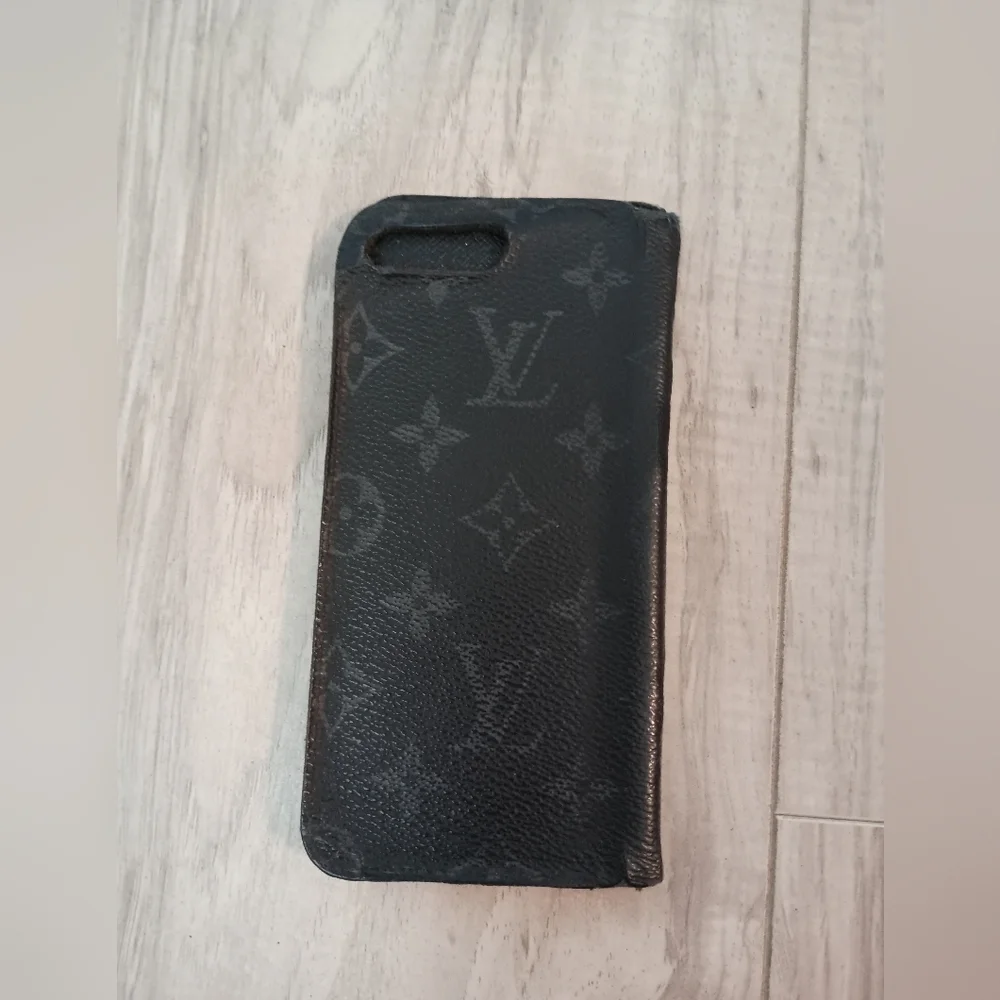 Louis Vuitton Black Monogram Phone Case Holder
